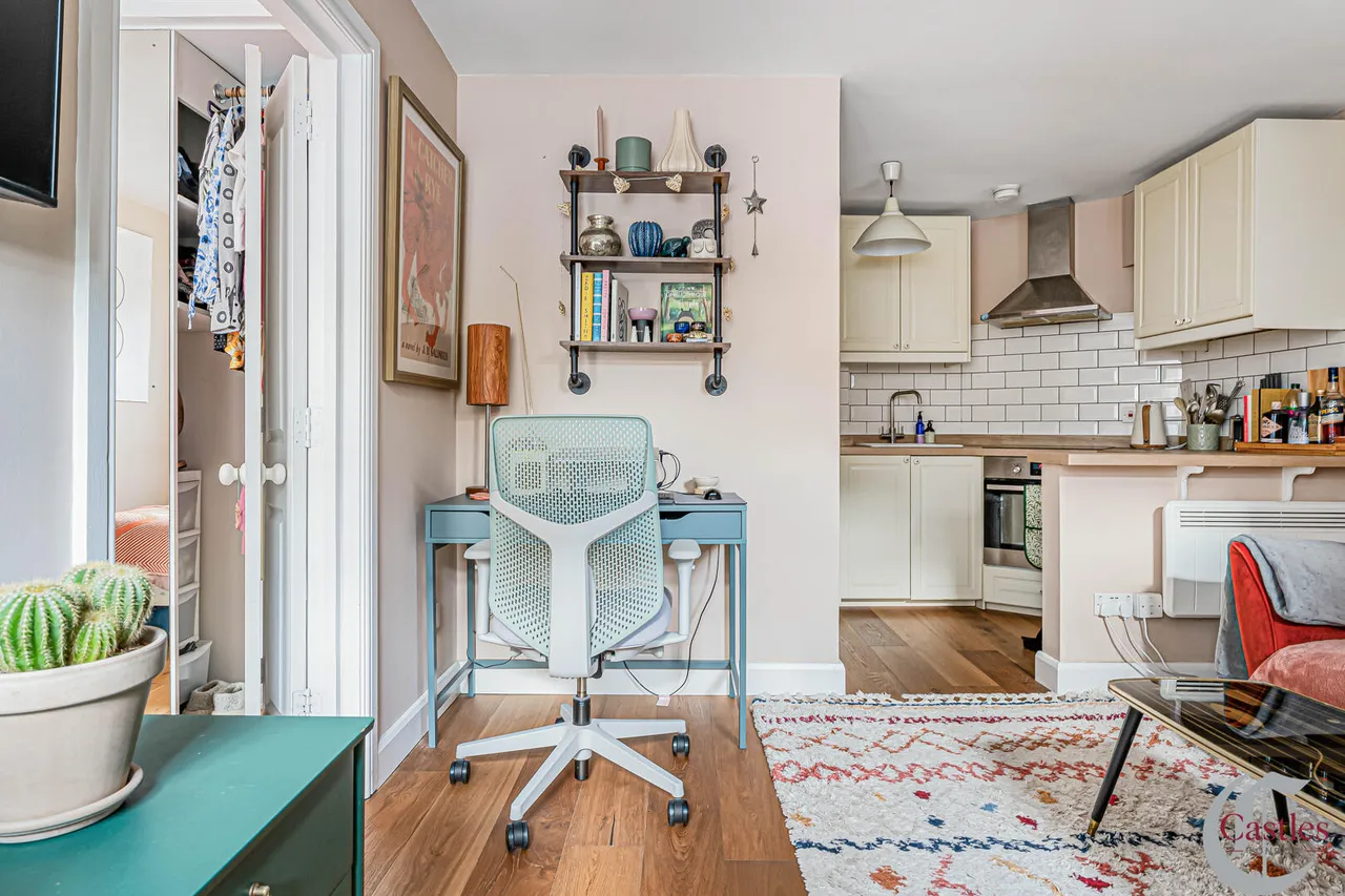 Rathcoole Avenue, N8, photo 12