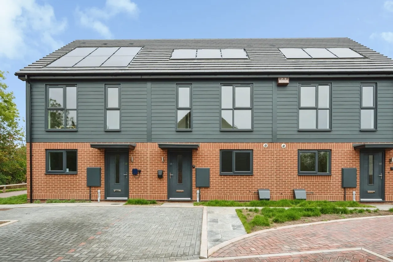 3 bed house for sale, Wolsey Close, Redditch, B98