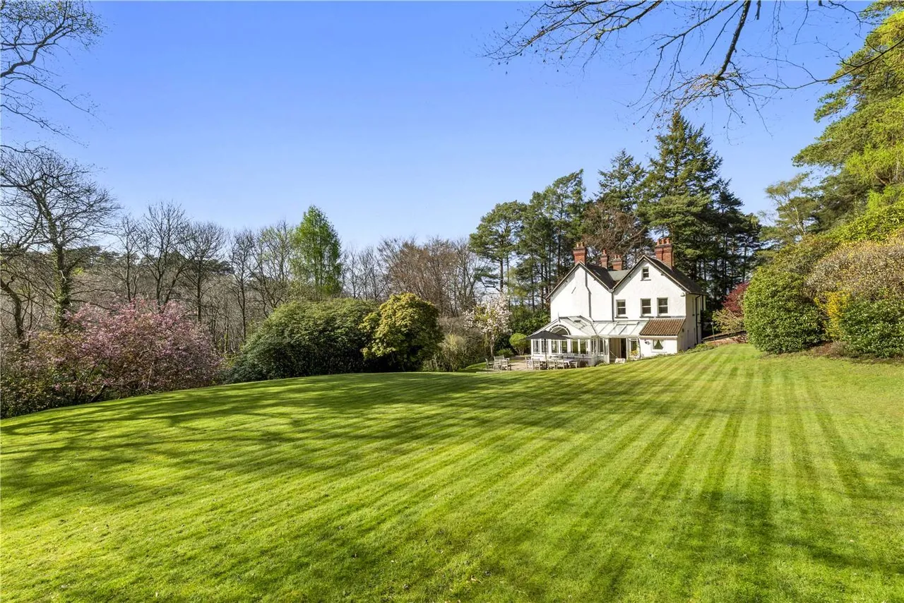 Marley Lane, Haslemere, Surrey, GU27 3PZ, photo 7