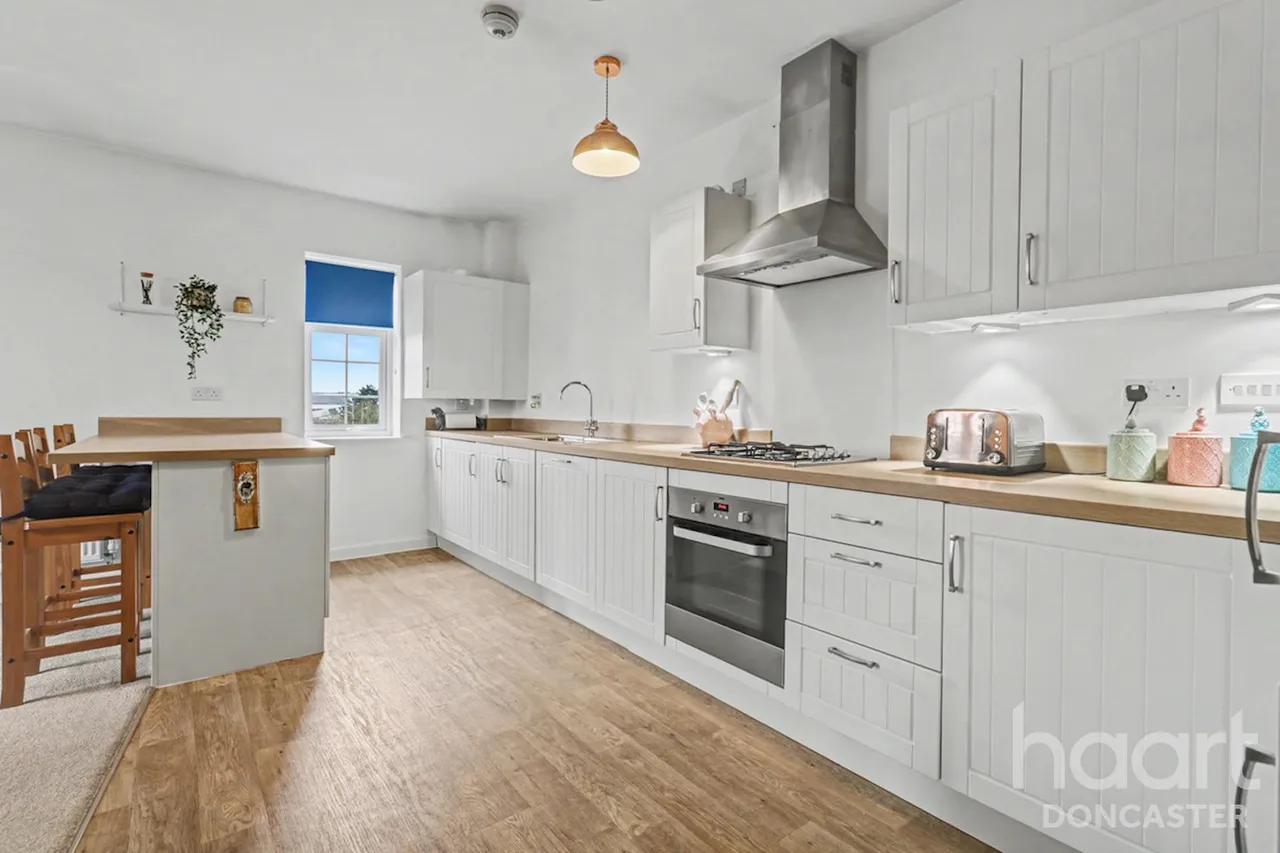 Rosso Close, Belle Vue, DN4, photo 2