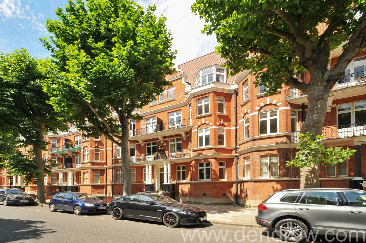 2 bed flat for sale — Lauderdale Road, London, W9 1NG