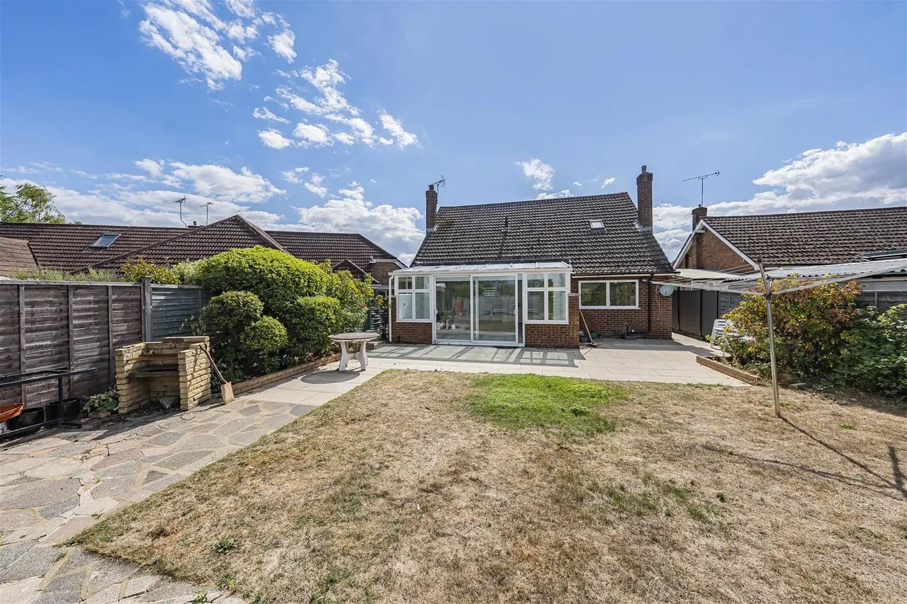 Ashridge Drive Bricket Wood, St. Albans, Hertfordshire AL2 3SH, photo 17