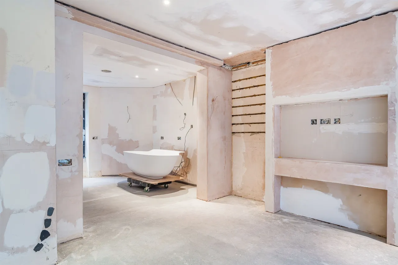 Charing Cross Road, Covent Garden, WC2H, photo 14