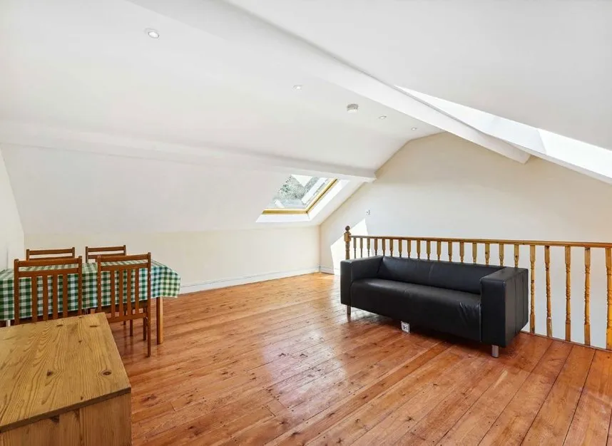 Mayflower Road, Stockwell, SW9, photo 3