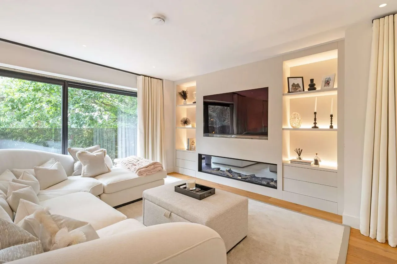 Canford Cliffs Road, Poole, Dorset, BH13 7ER, photo 11