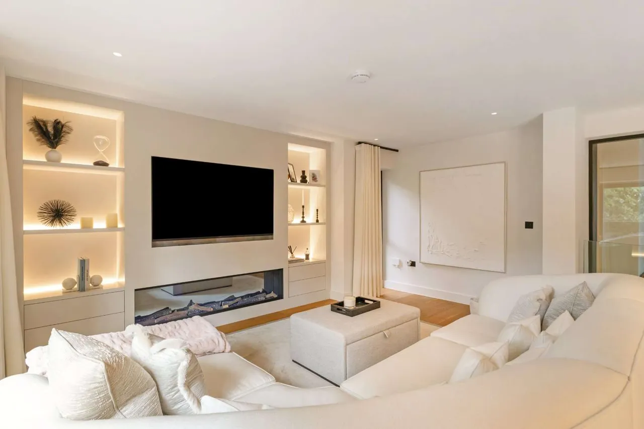 Canford Cliffs Road, Poole, Dorset, BH13 7ER, photo 12