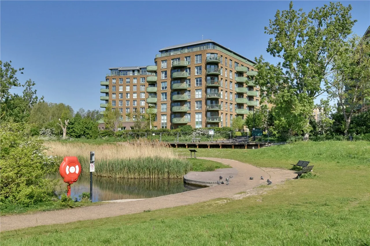 1 bed flat for sale, Ottley Drive, Blackheath, SE3