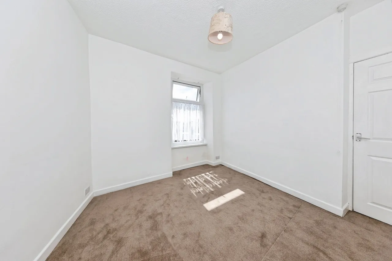 Havelock Street, Llanelli, SA15, photo 11