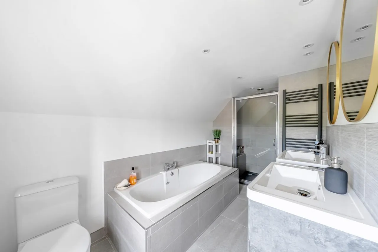 Ashdown Cottage Town Hill, Bramham, LS23, photo 11
