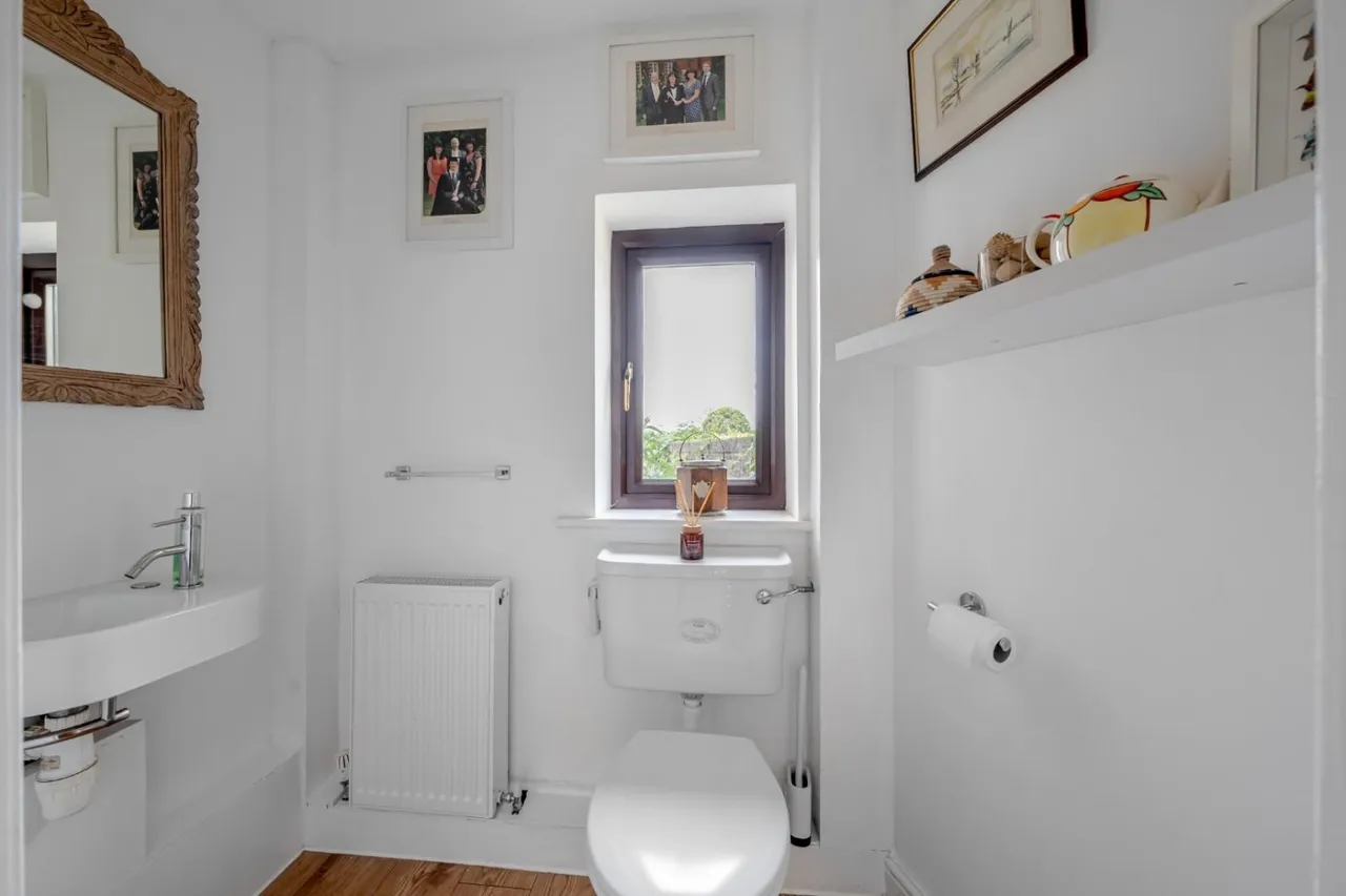 Ashdown Cottage Town Hill, Bramham, LS23, photo 7