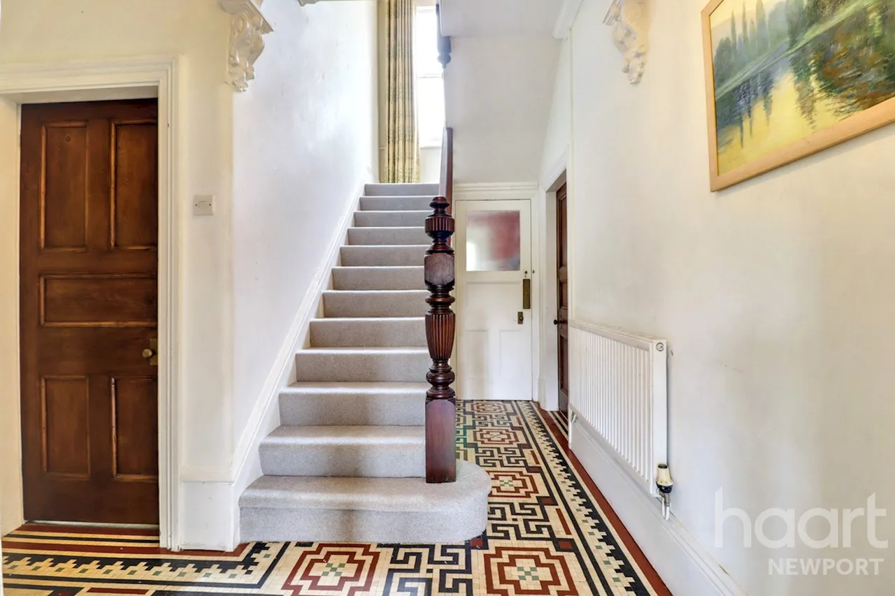 Fields Road, Newport, NP20, photo 9