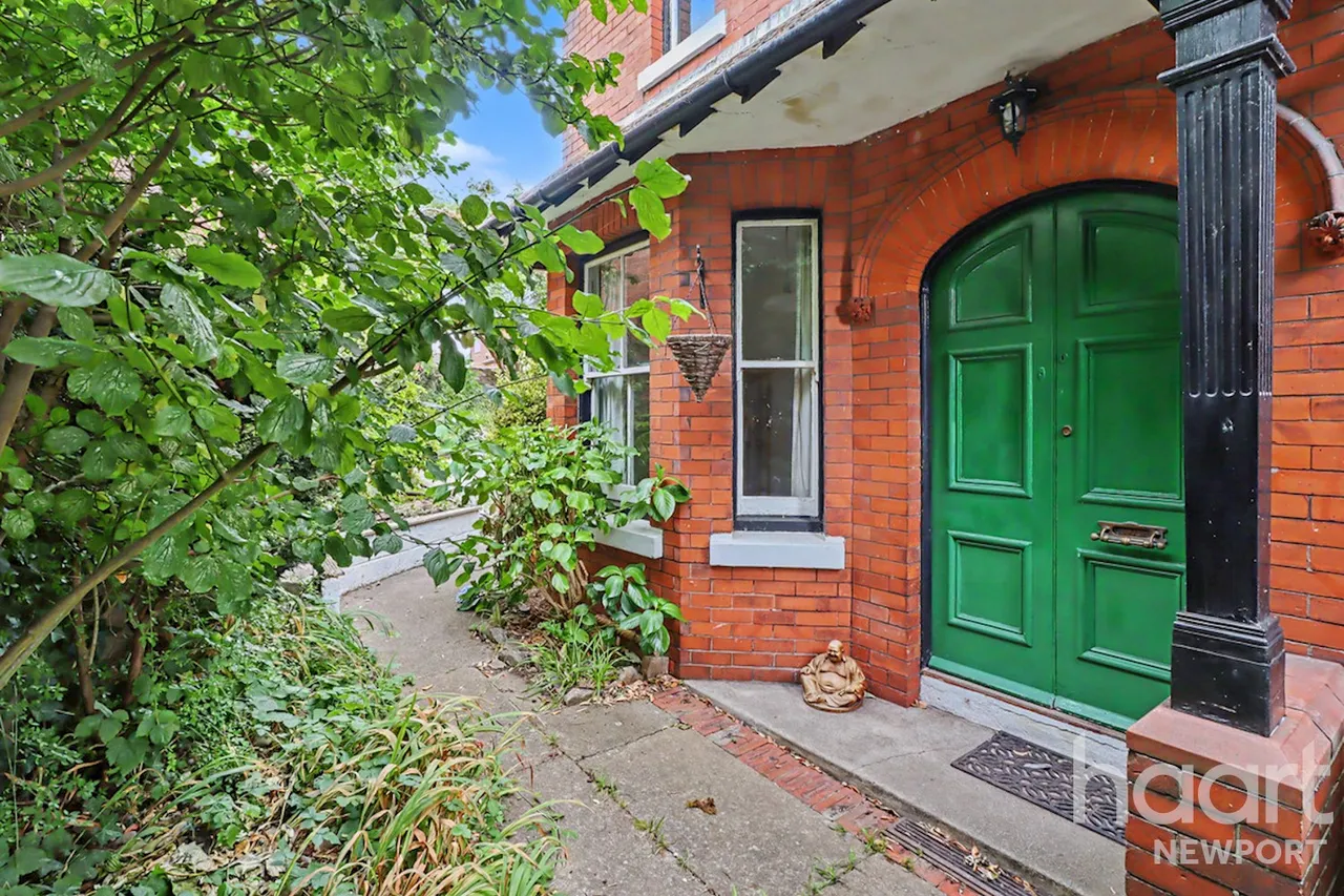 Fields Road, Newport, NP20, photo 3