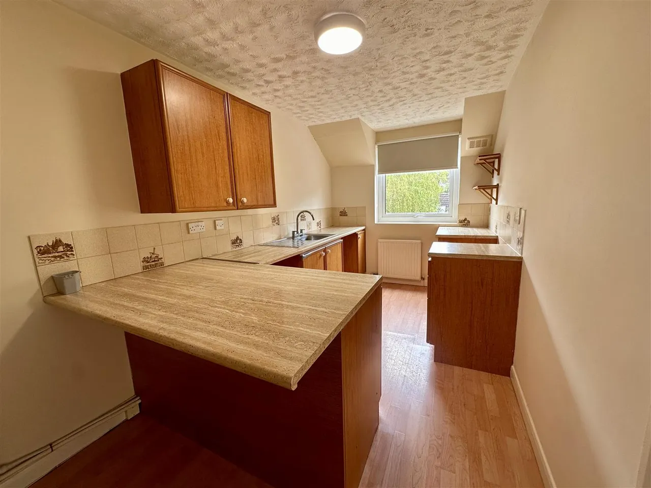 New Road, Brixham, photo 11