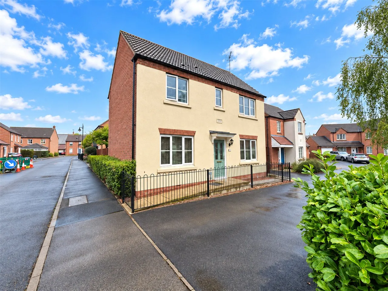 3 bed house for sale, Elsea Park Way, Bourne, PE10