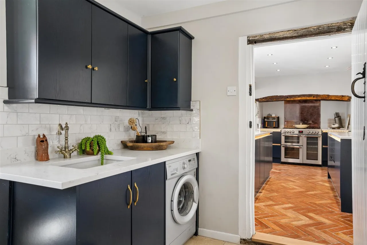 Nearton End, Swanbourne, photo 12
