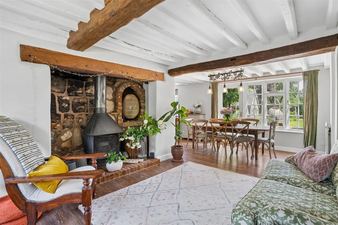Nearton End, Swanbourne, photo 2