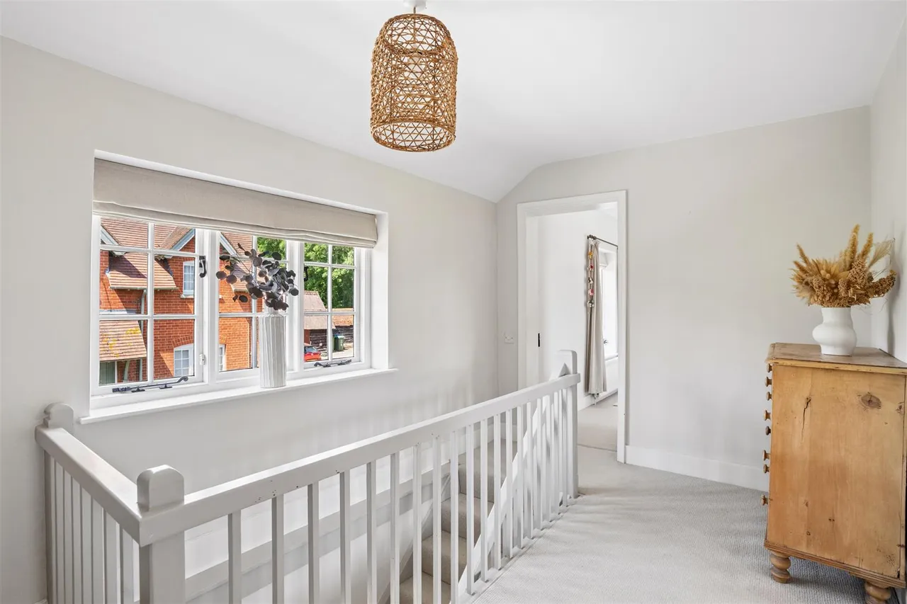 Nearton End, Swanbourne, photo 21