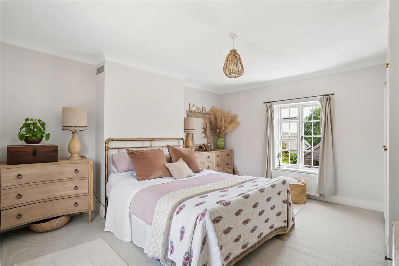 Nearton End, Swanbourne, photo 20