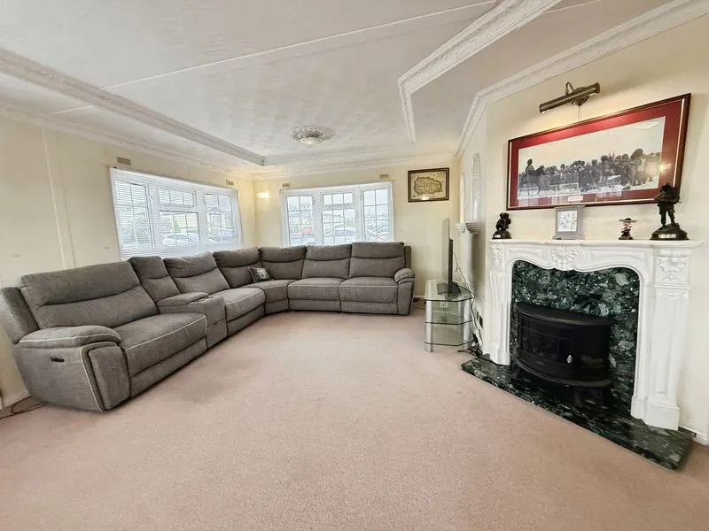 Cheveley Park, Grantham, photo 4