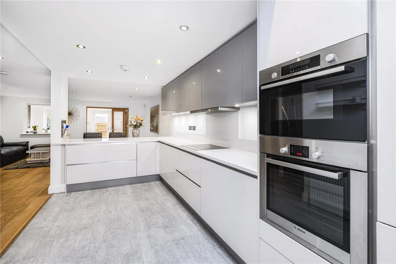 Telegraph Place, London, E14, photo 2