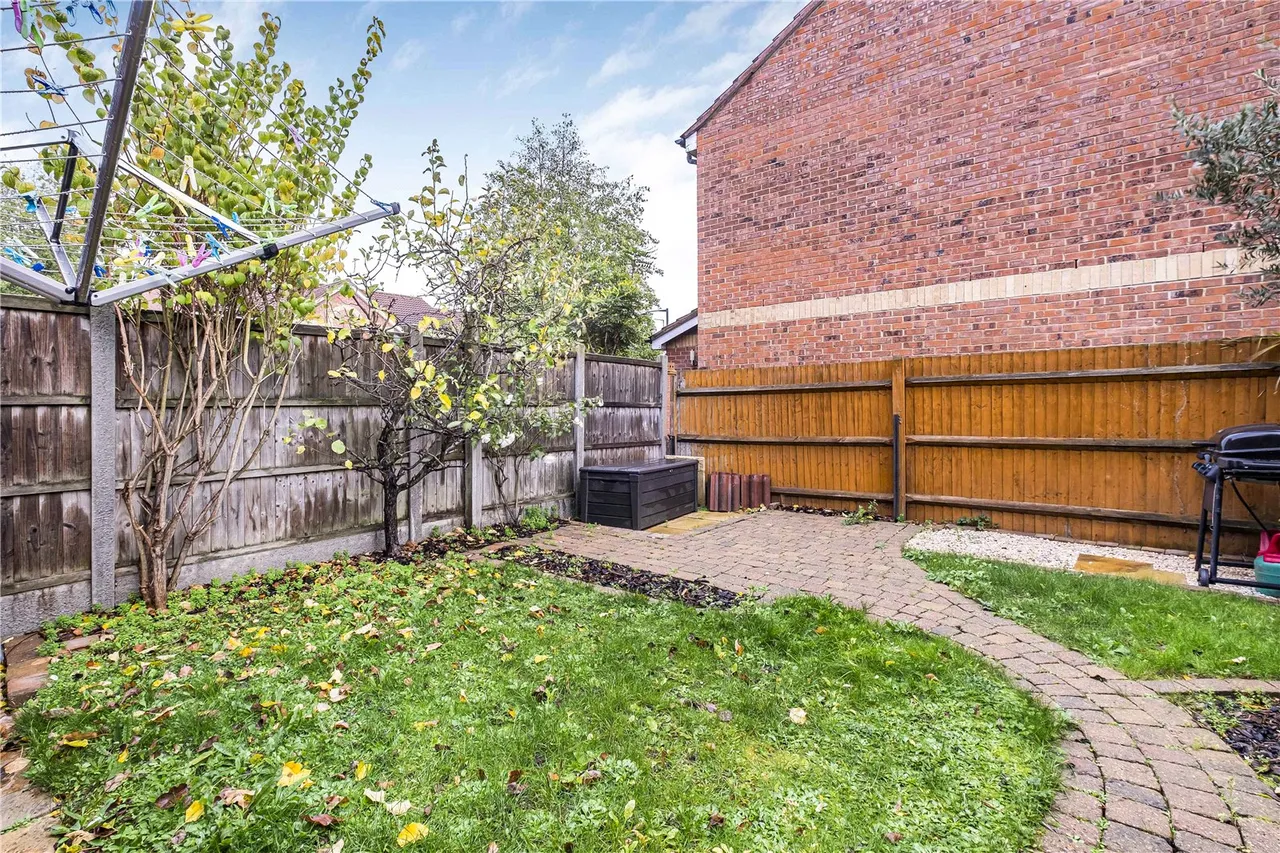 Telegraph Place, London, E14, photo 5