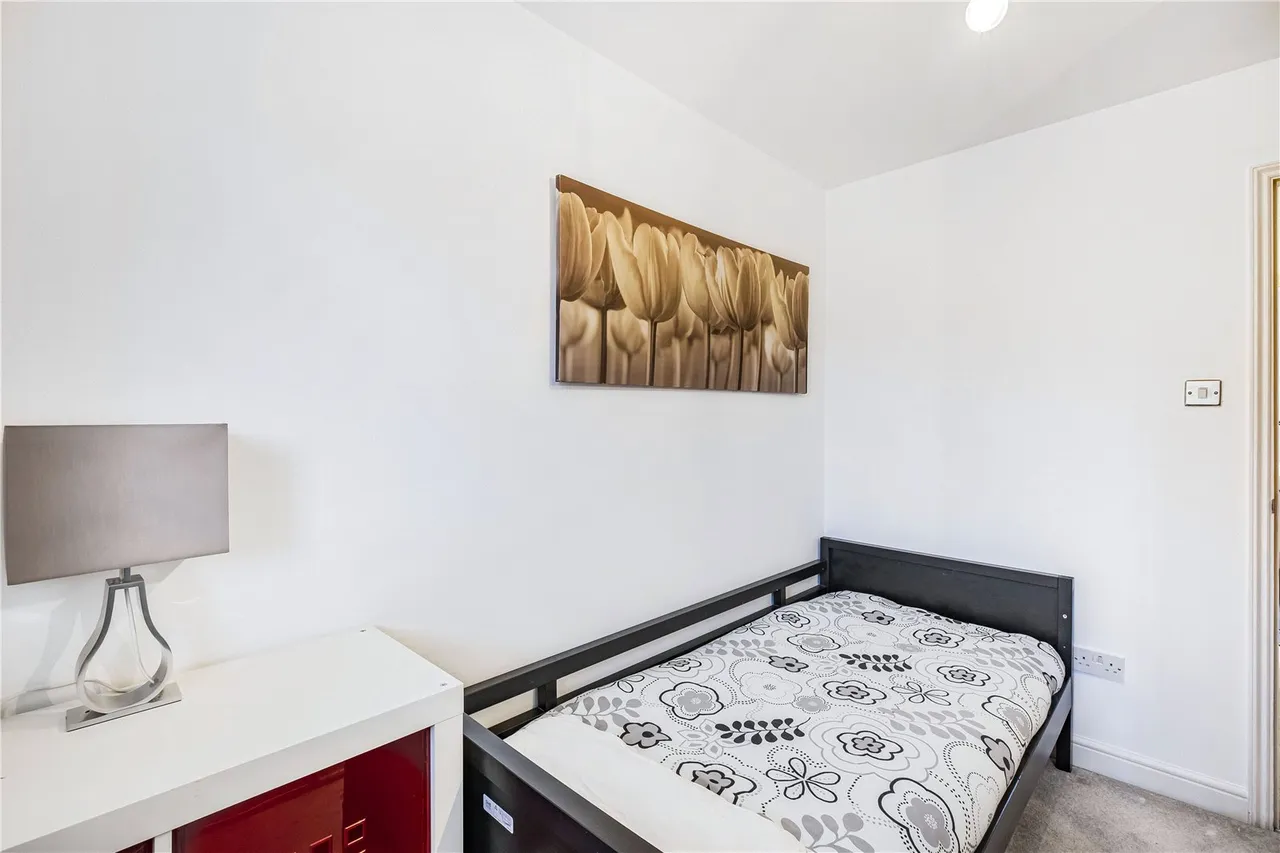 Telegraph Place, London, E14, photo 14