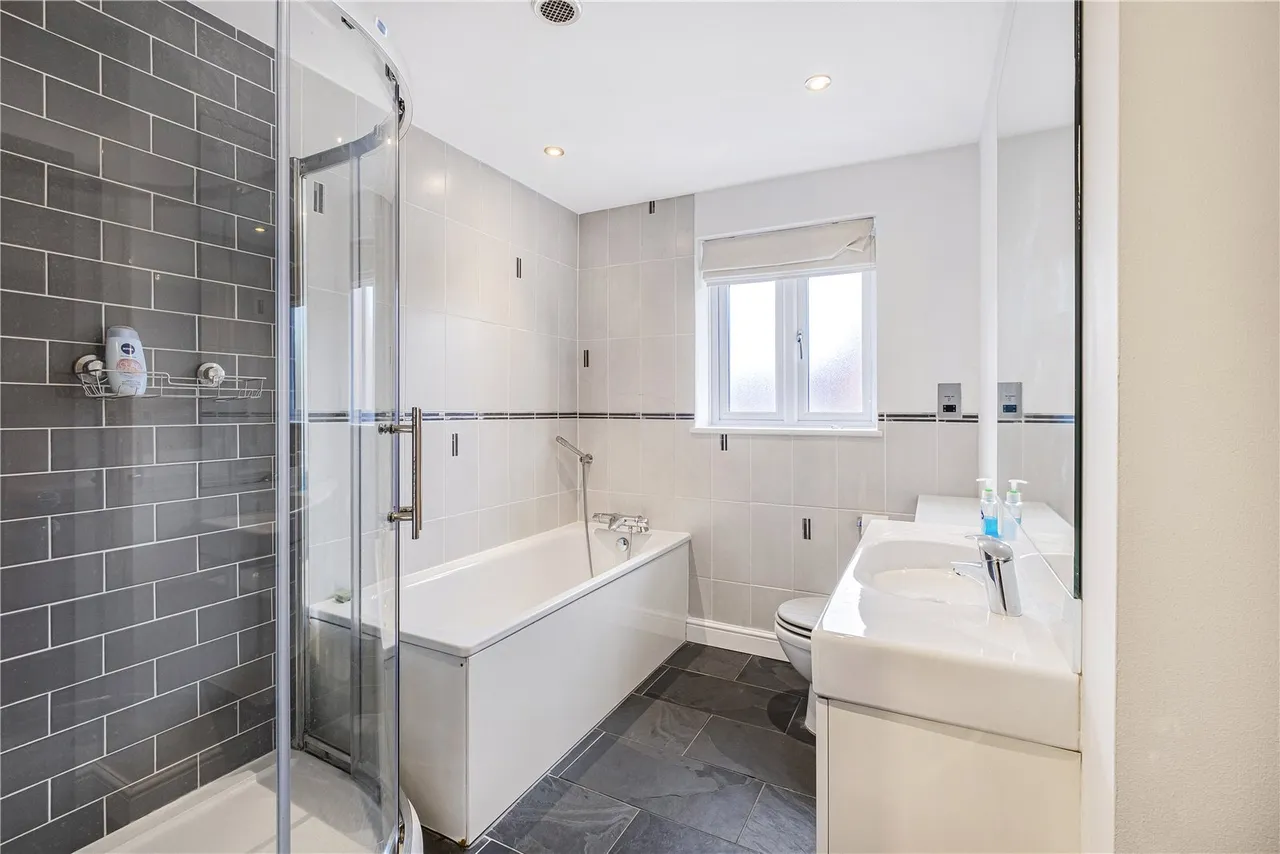 Telegraph Place, London, E14, photo 16