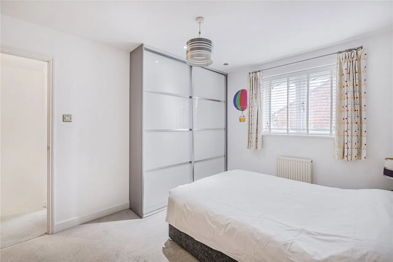 Telegraph Place, London, E14, photo 10