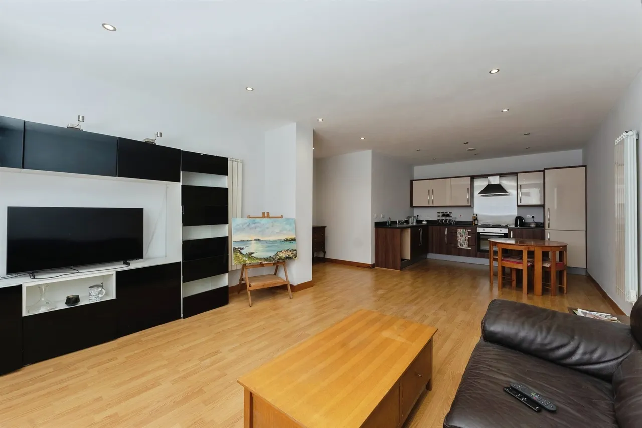 Dock Road, Birkenhead, photo 6