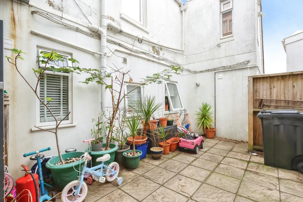 Christchurch Road, Bournemouth, BH7, photo 8