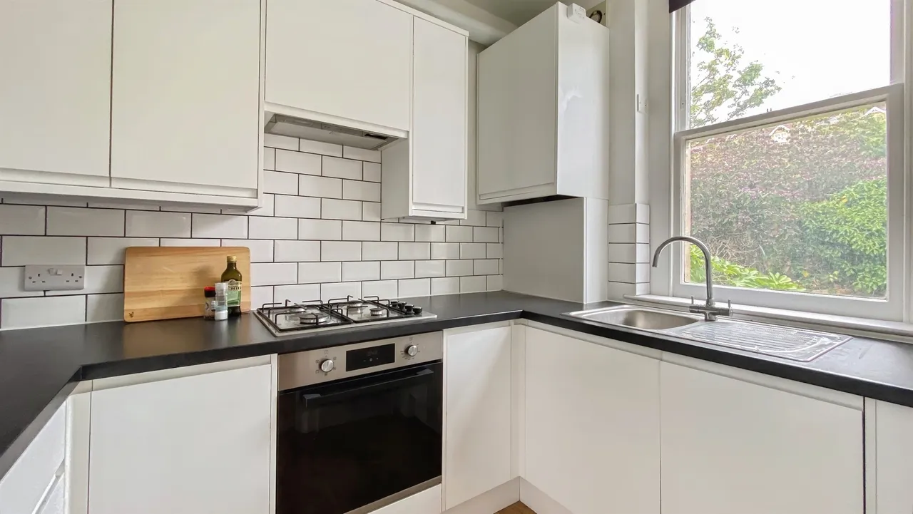 Upper East Hayes, Bath, BA1, photo 6