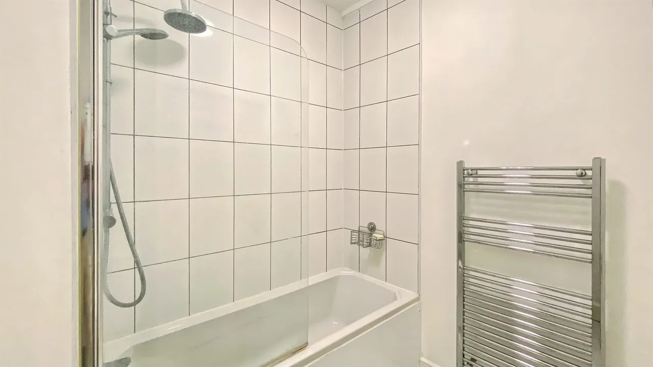 Upper East Hayes, Bath, BA1, photo 14
