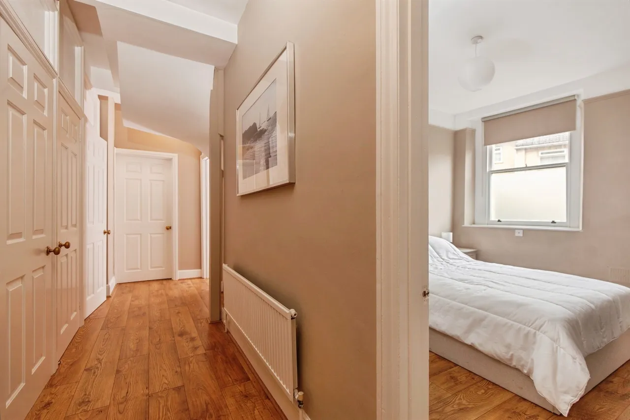 Upper East Hayes, Bath, BA1, photo 8