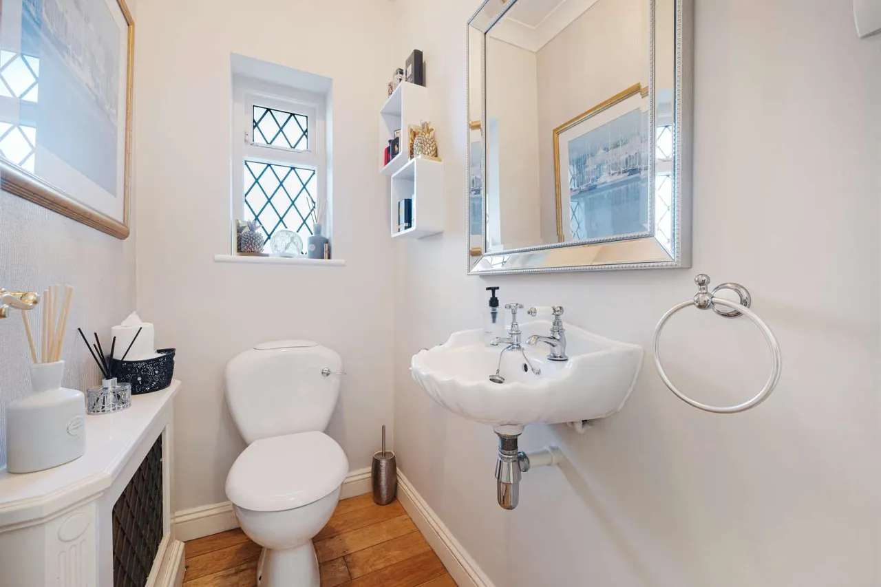 Towers Road, Poynton, Stockport, Cheshire, SK12 1DD, photo 12