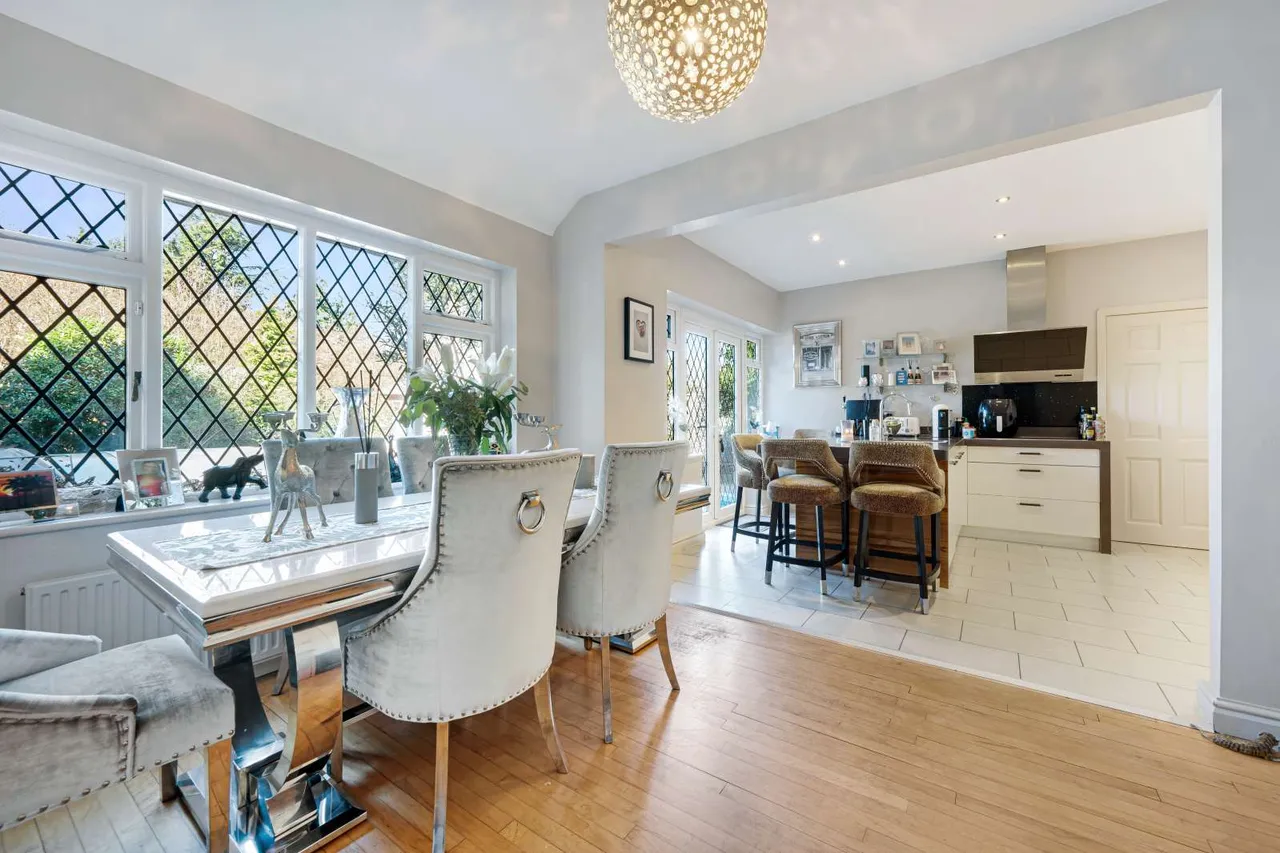 Towers Road, Poynton, Stockport, Cheshire, SK12 1DD, photo 4