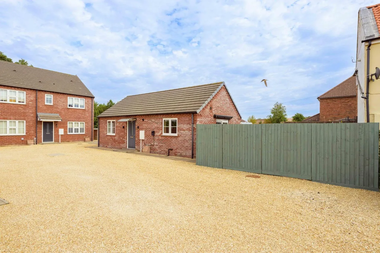 North End, Swineshead, PE20, photo 12