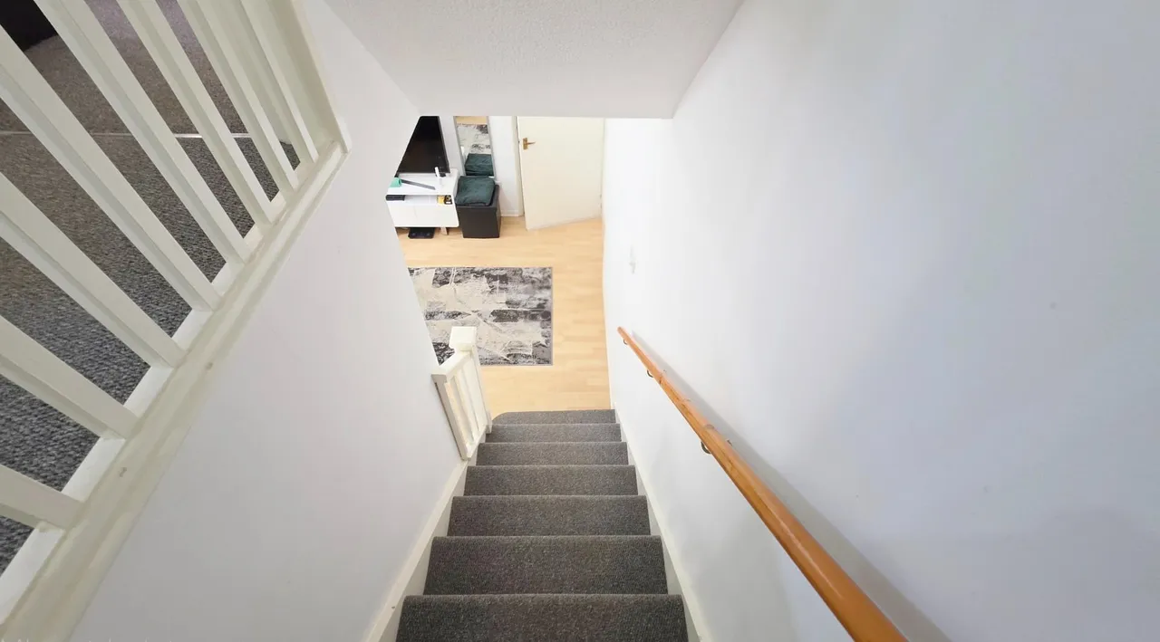 Senwick Drive, Wellingborough, NN8, photo 13