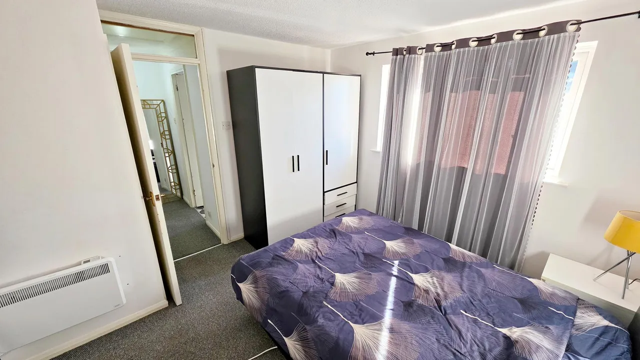 Senwick Drive, Wellingborough, NN8, photo 7