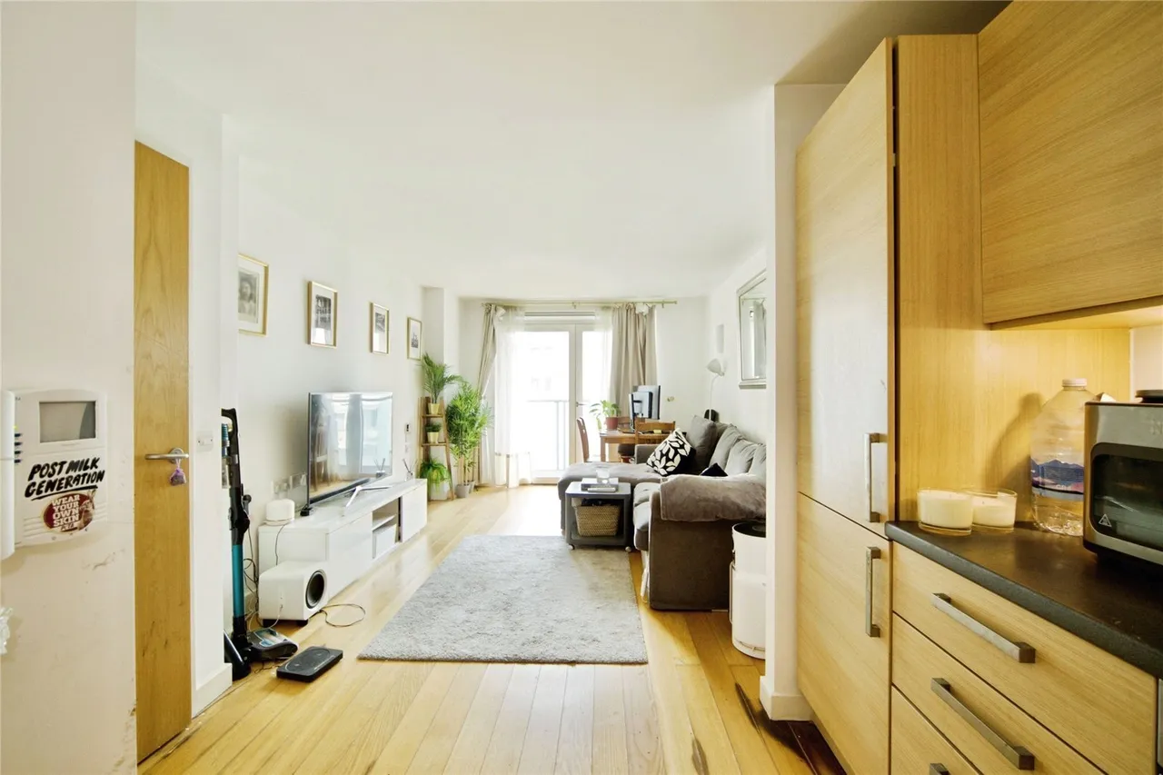 Empire Way, Wembley, HA9, photo 11