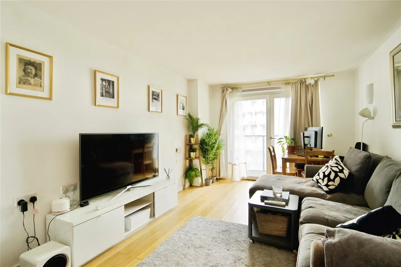 Empire Way, Wembley, HA9, photo 8