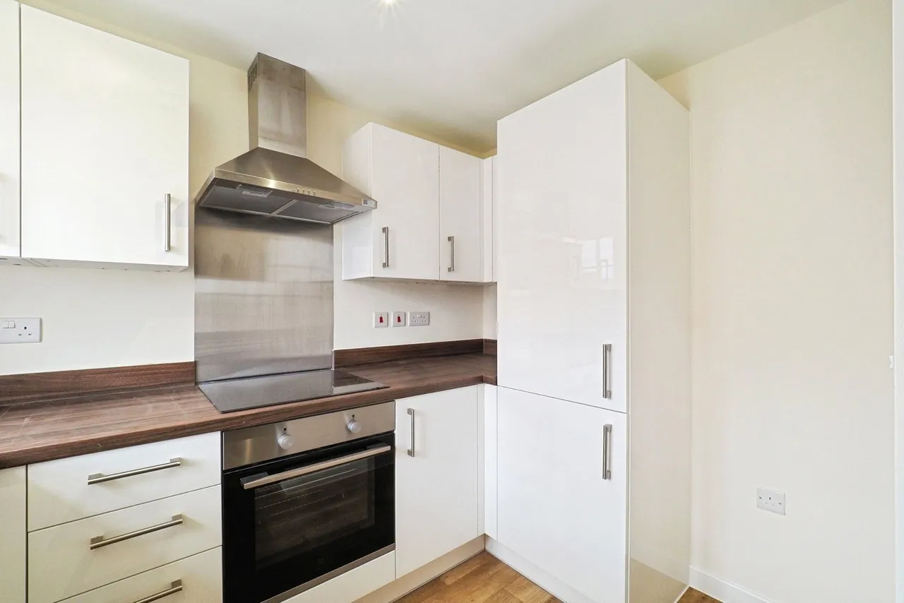 Elm Tree Grove, Fairham, Nottingham, Nottinghamshire, NG11, photo 5