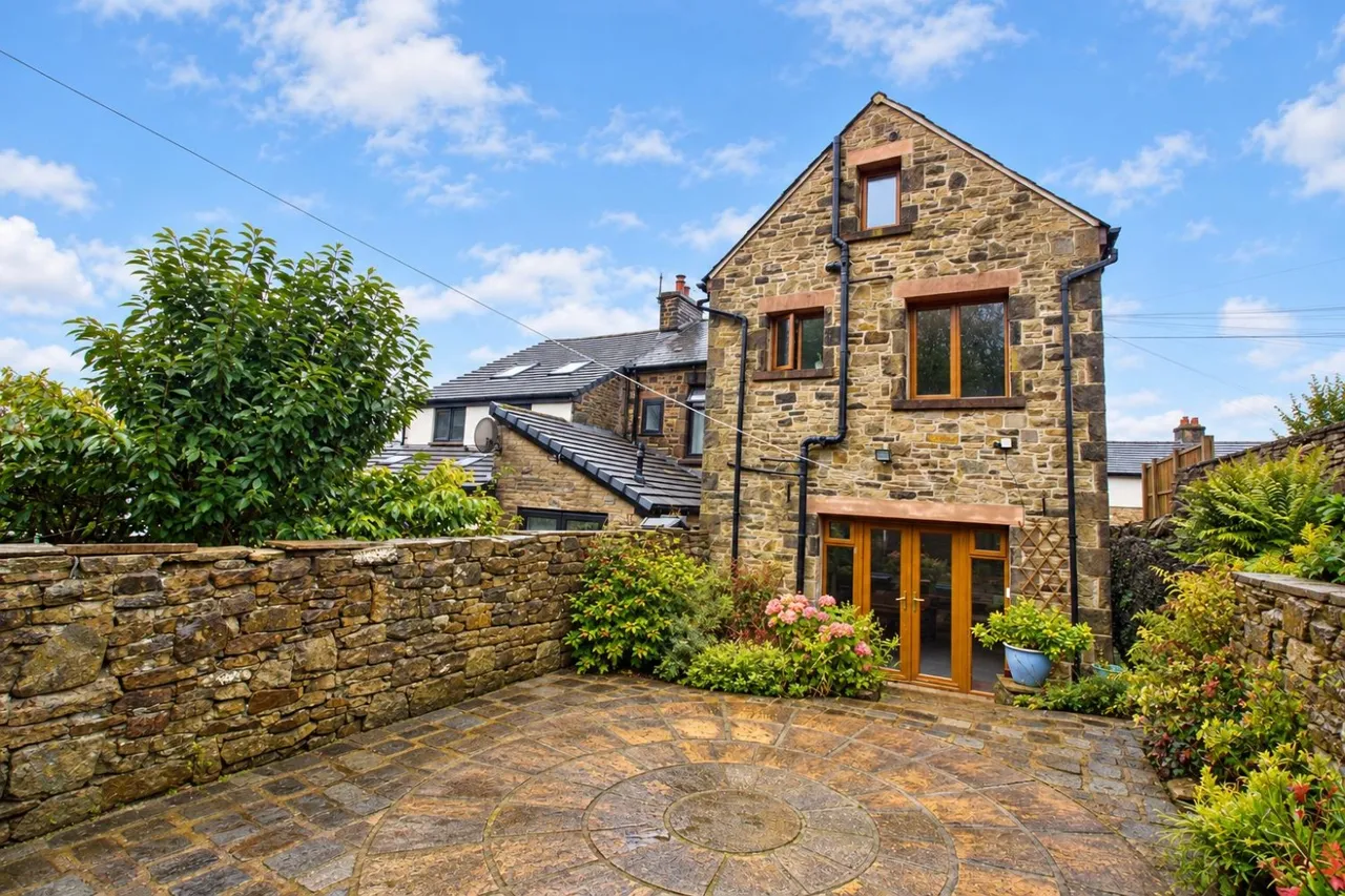 4 bed house for sale, Cox Green Road, Egerton, BL7