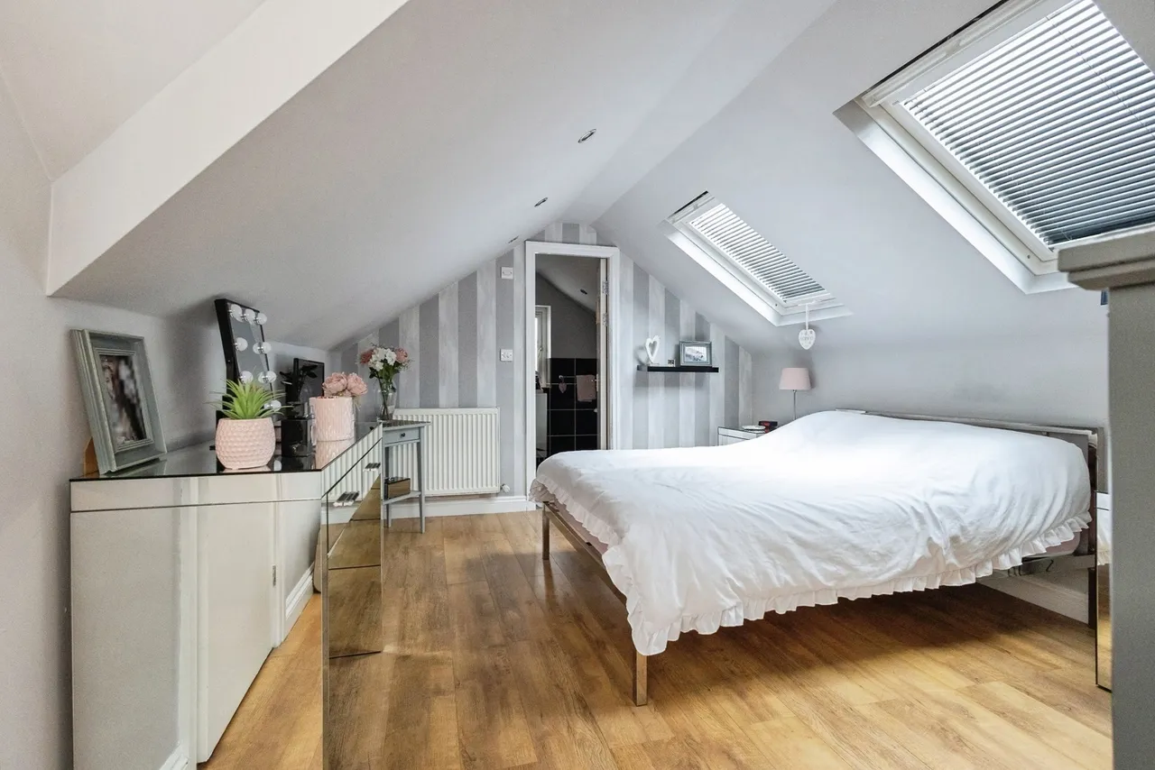 Two Trees Lane, Denton, Manchester, Greater Manchester, M34, photo 16