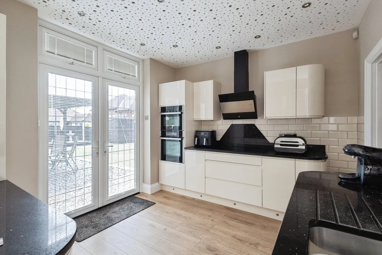 Two Trees Lane, Denton, Manchester, Greater Manchester, M34, photo 9