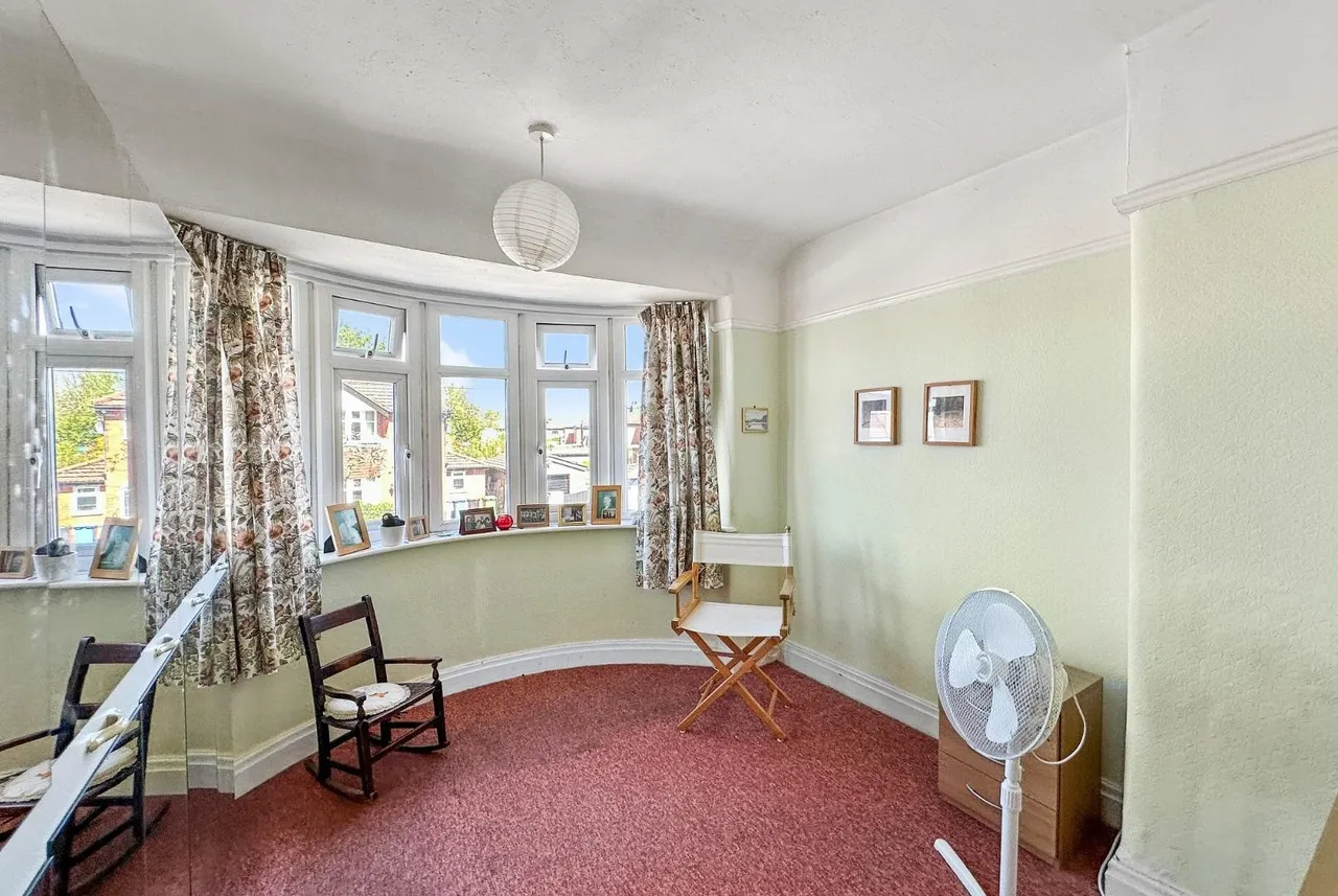 Leicester Avenue, Timperley WA15 6HR, photo 10