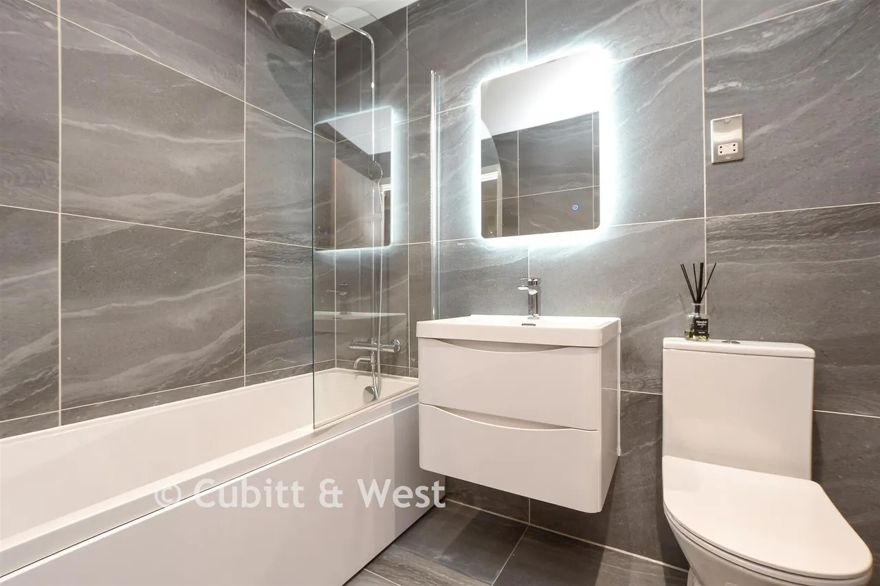 St. John's Road, Redhill, RH1, photo 9