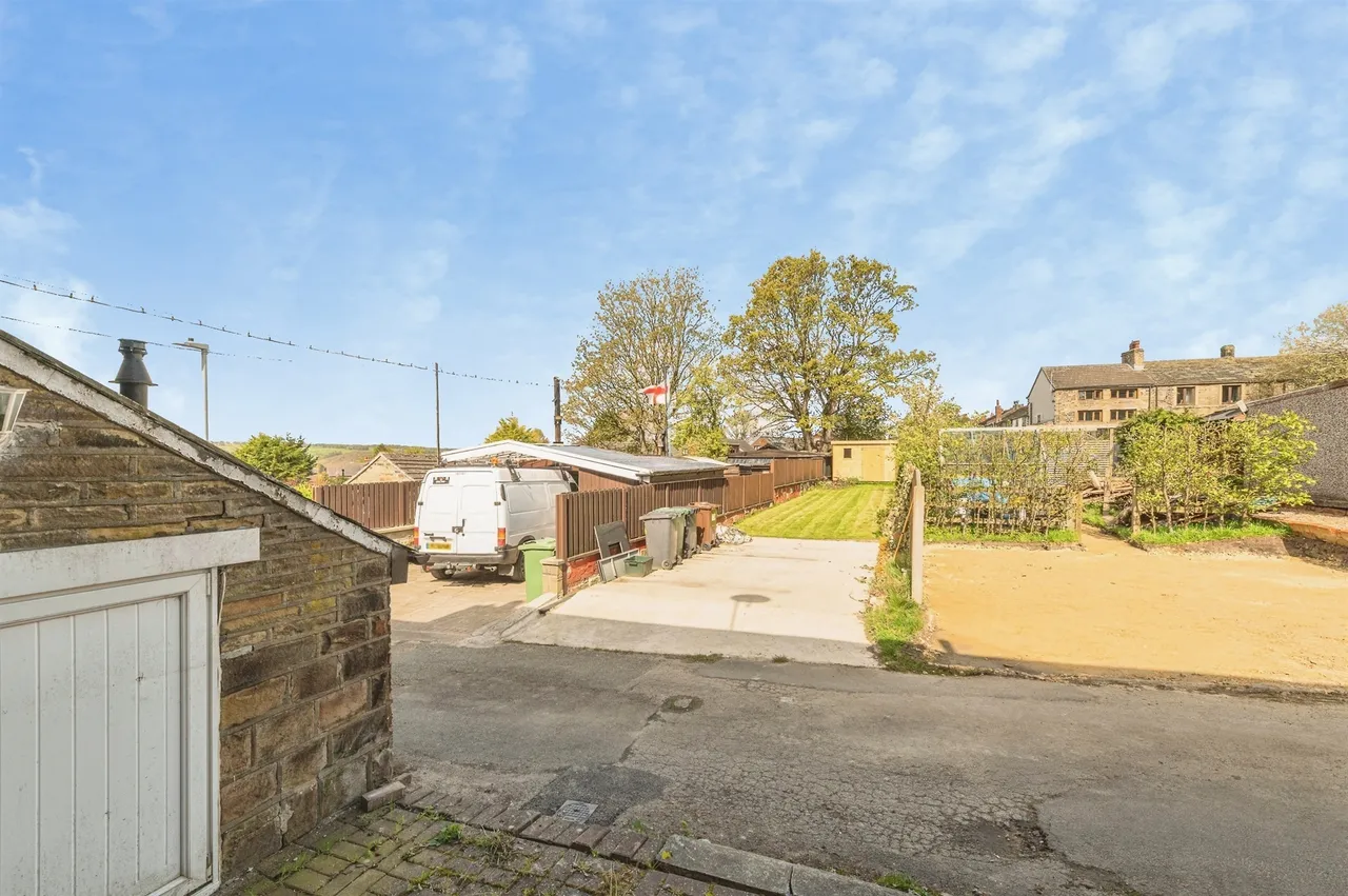 Turnshaw Road, Kirkburton, HD8, photo 10