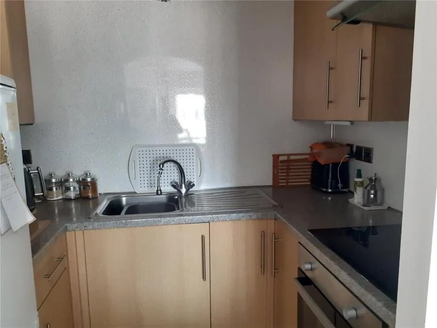 Regency Lodge, Elmden Court, CO15, photo 12