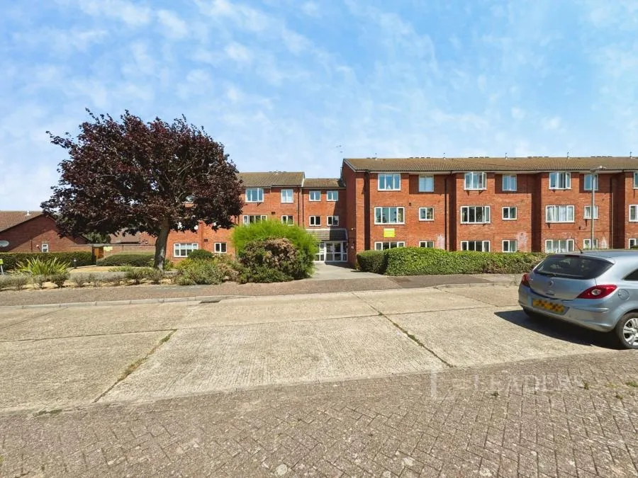 Regency Lodge, Elmden Court, CO15, photo 11
