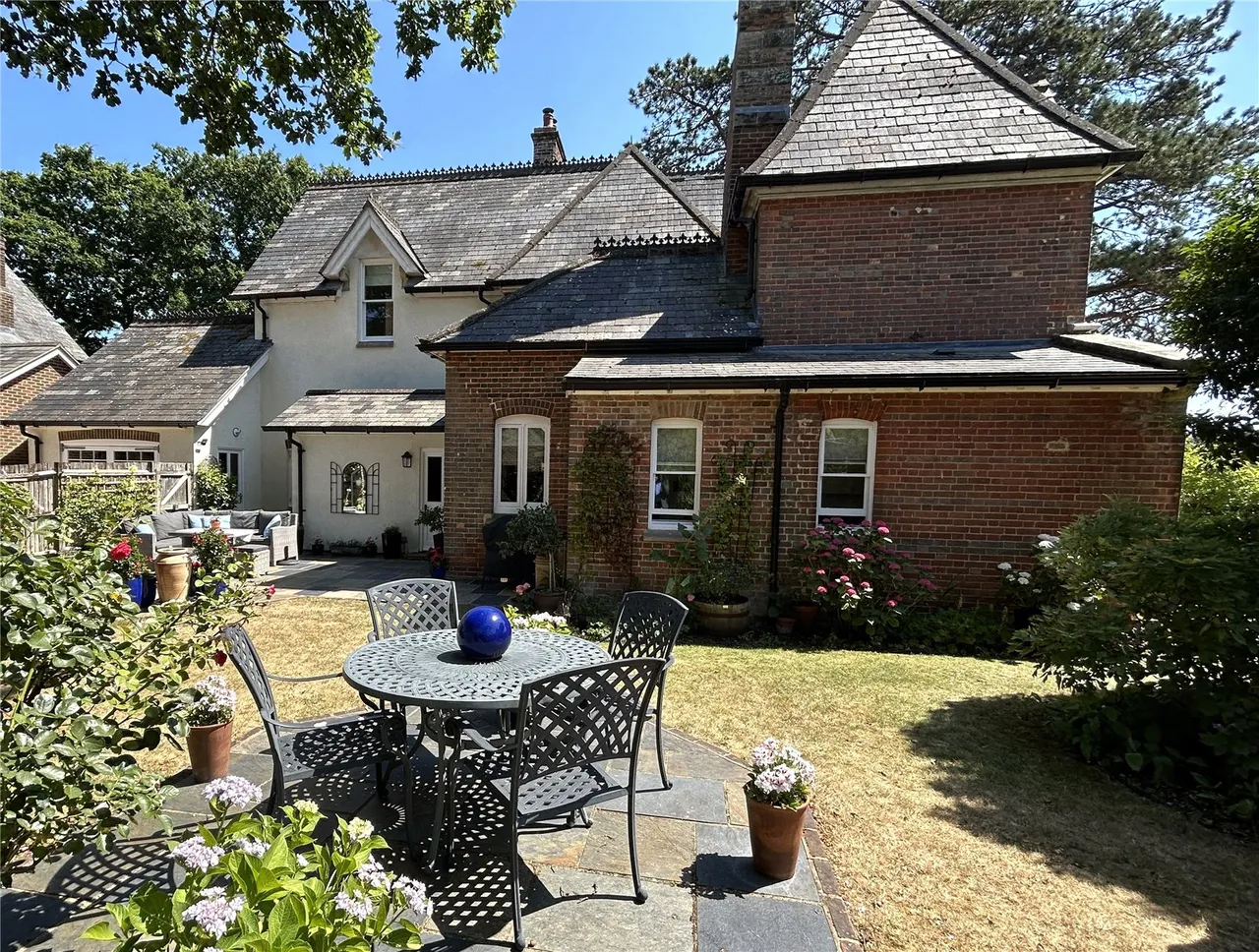 Little Trodgers Lane, Mayfield, TN20, photo 17
